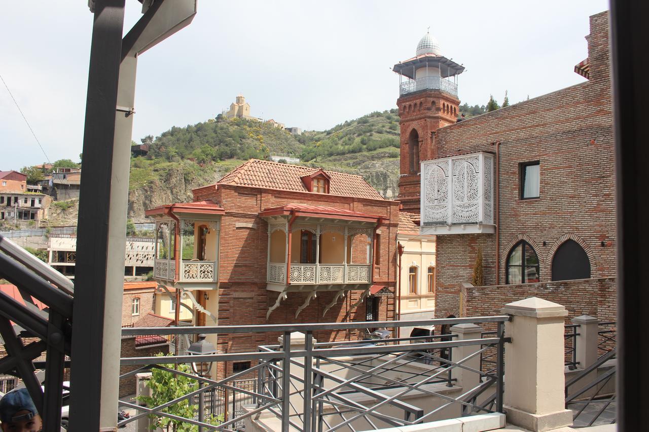 Apartment Nino Botanical Tiflis Exterior foto