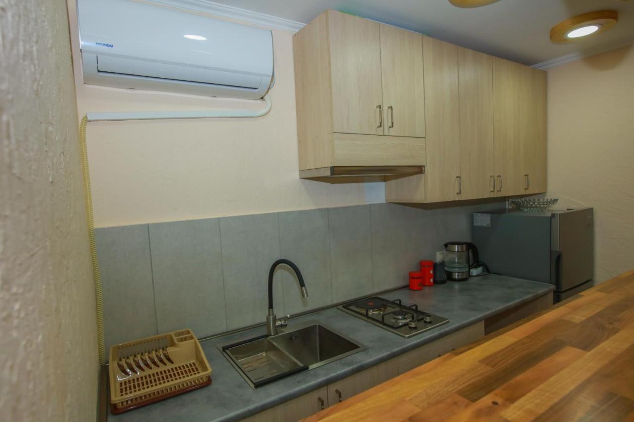 Apartment Nino Botanical Tiflis Exterior foto