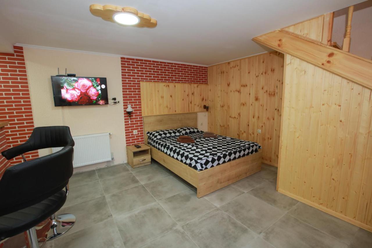 Apartment Nino Botanical Tiflis Exterior foto